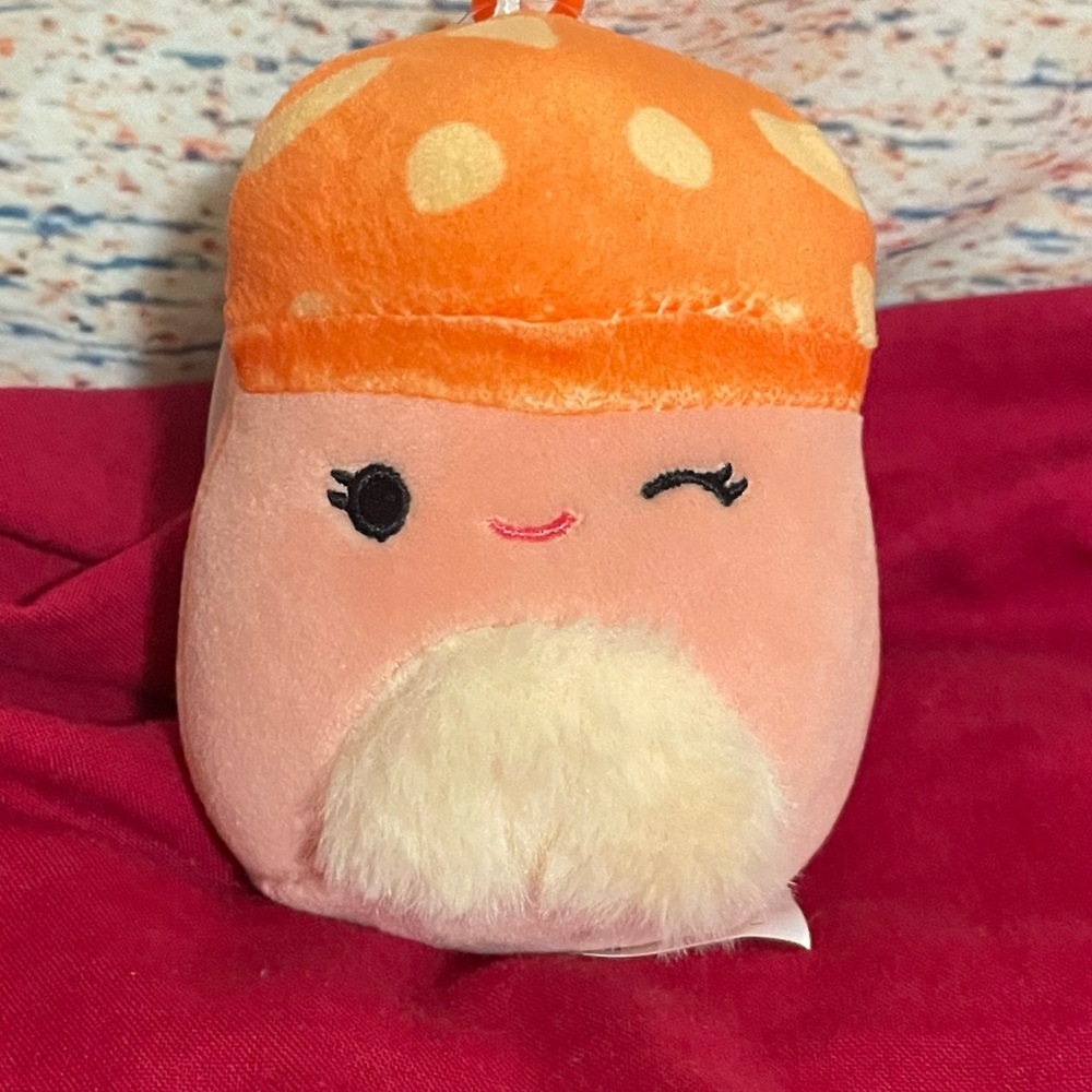 Alba the Mushroom Clip
